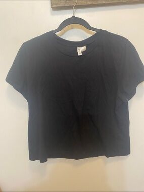 H&M Black Divided Basic Crewneck Tee